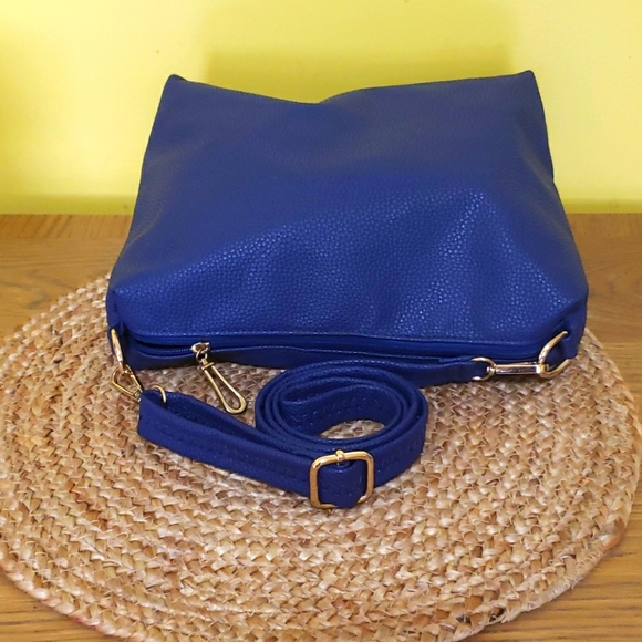 Handbag - Picture 2 of 4